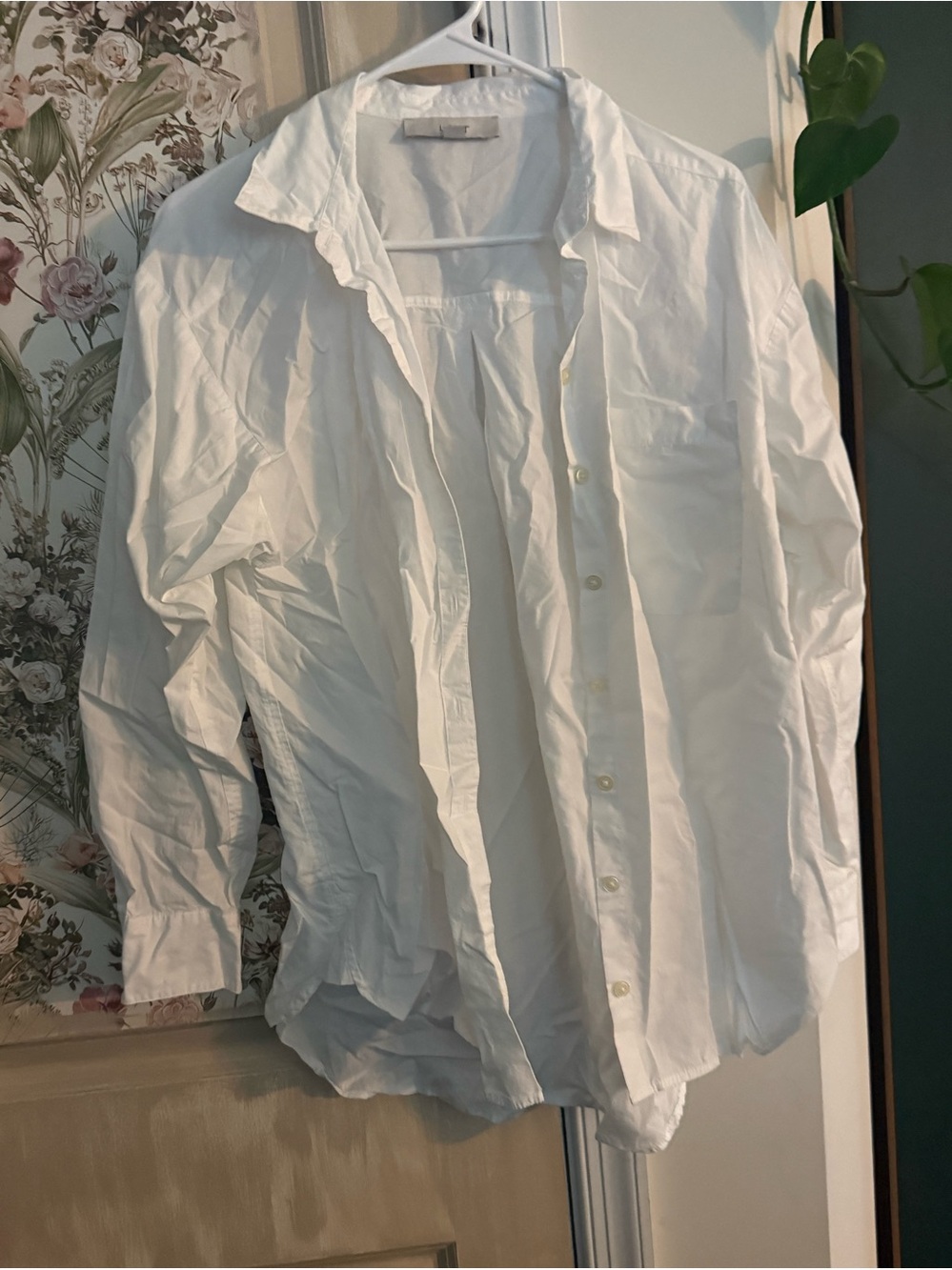 LOFT White women Casual Button-Down Shirt